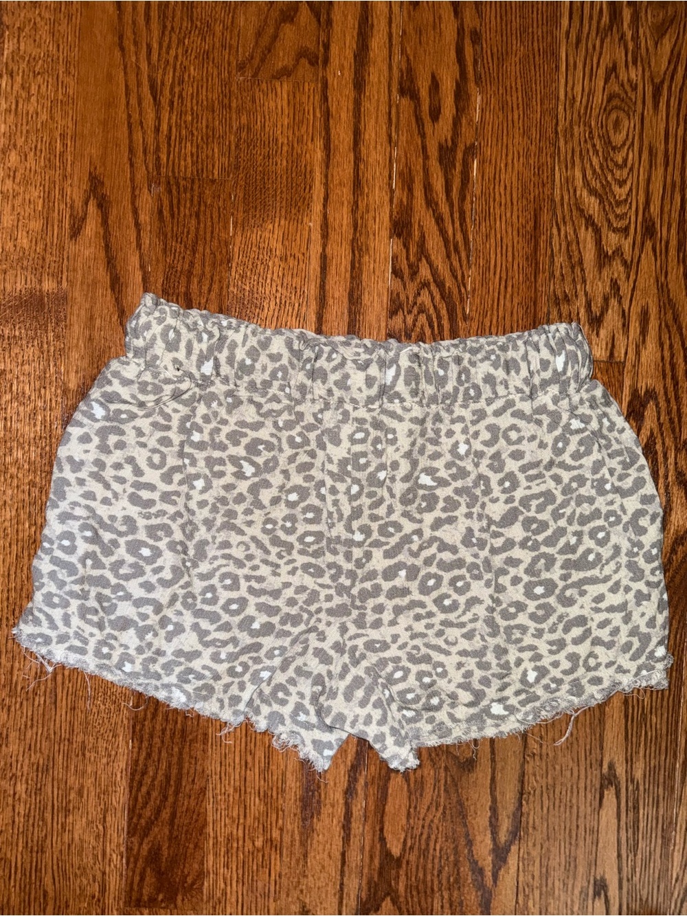 Rewash Gray Leopard Print Athletic Lounge Shorts - Picture 2 of 2